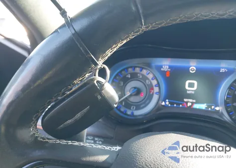 2015 Chrysler 300 300S from USA, damaged, VIN 2C3CCAGGXFH908980